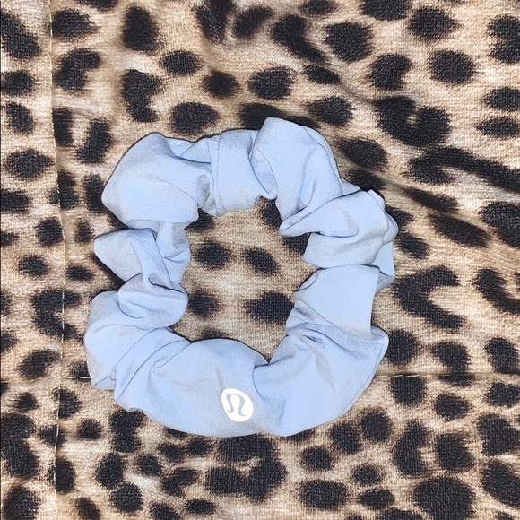 lululemon athletica Other - LULULEMON scrunchie